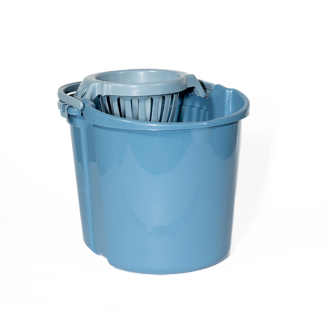 SECCHIO SPACE 13L CON STRIZZATORE